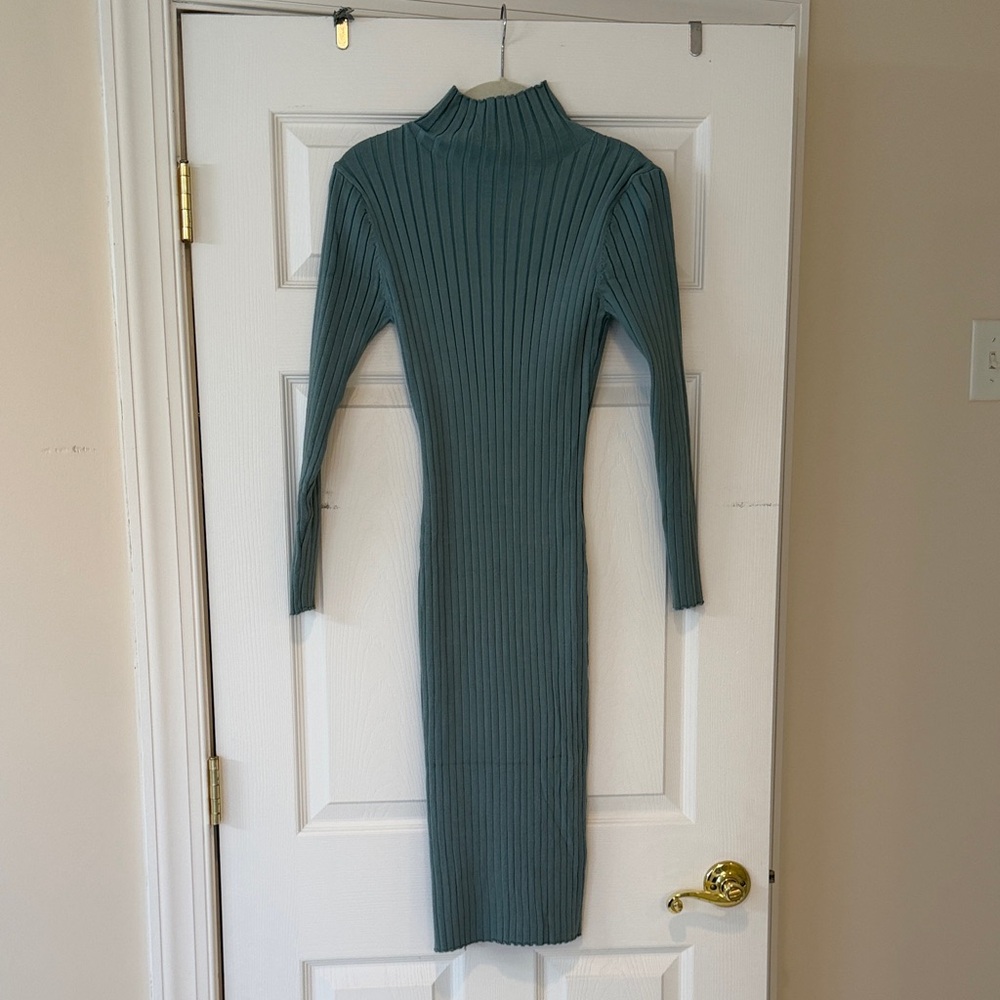 Chic Teal Long Sleeve Ribbed Dress